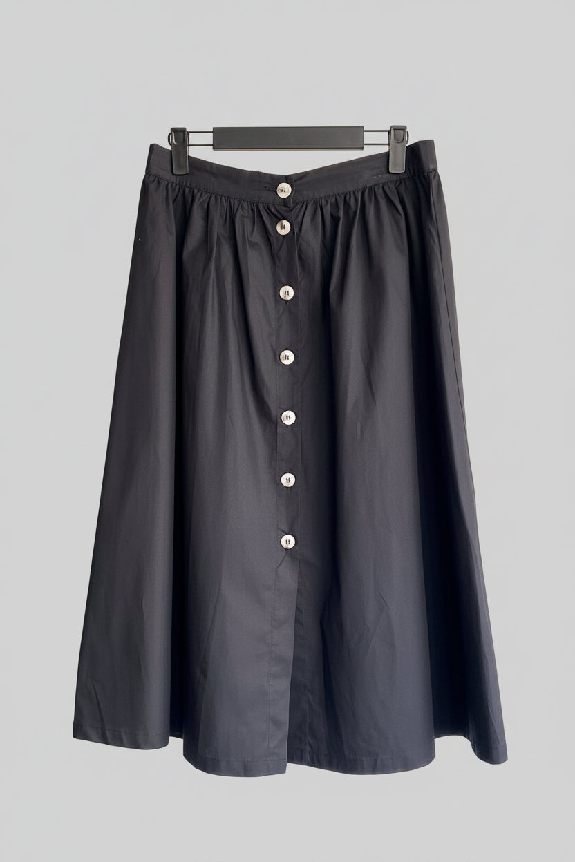 Falda midi con botones negra- Bromelia